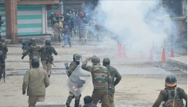 Indian Army attack on kashmirs