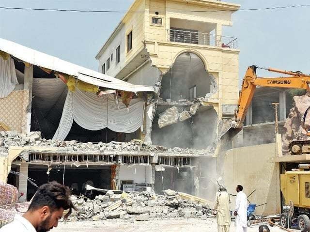 Demolish buliding